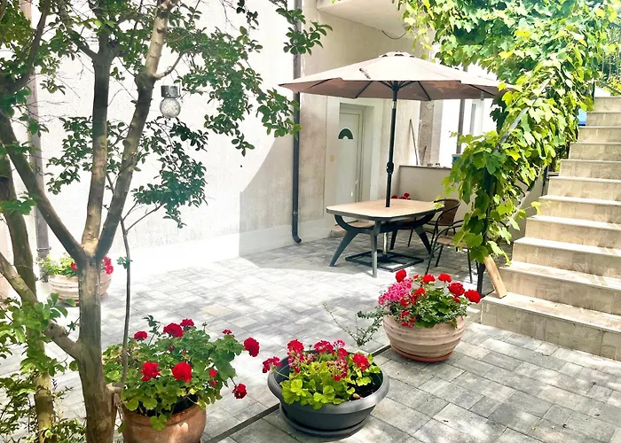 Apartment Porec アパート ポレッチ